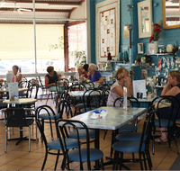 Inspirations Cafe Gift and Patchwork Gallery - Accommodation Gold Coast