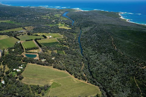Private Custom Margaret River Tour - 1 Gold Coast 8