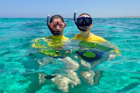 Lagoon Explorer - Ningaloo Reef Full-Day Kayaking And Snorkeling Adventure - Accommodation Gold Coast 3