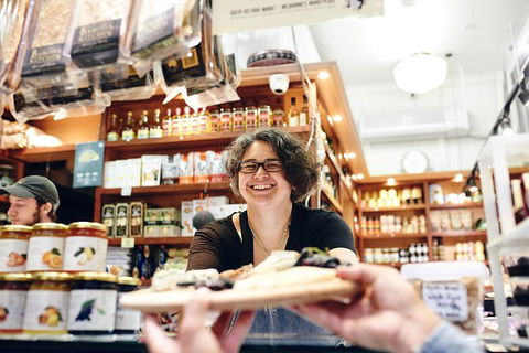 Queen Victoria Market Ultimate Foodie Tour - Accommodation Gold Coast 13