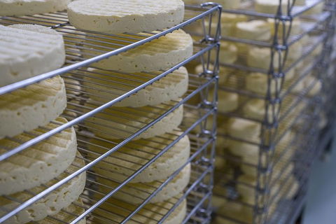 A Sommelier Guided Tour: Thursday Afternoon Wine Gin Cheese & Cocktails - Accommodation Gold Coast 14