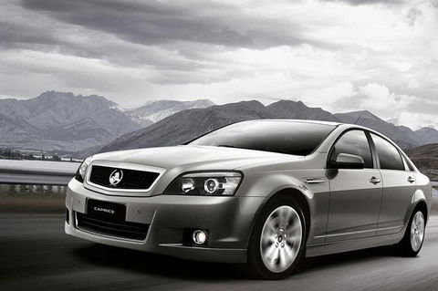 Adelaide Airport Private Chauffeured Transfer - Gold Coast 4U 0