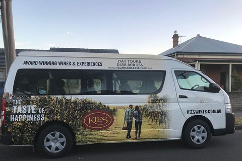 AirPort Transfers & People Mover - 1 Gold Coast 7