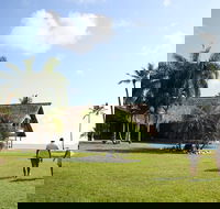 2-Night Whitsunday Islands Catamaran Cruise with Resort Stay from Airlie Beach - Accommodation Gold Coast