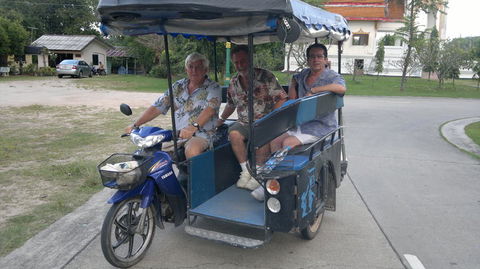 Airport Shuttle Transfer From Sydney City To Sydney Airport - 1 Gold Coast 4