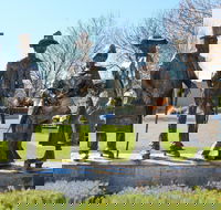 Dad Dave Mum and Mabel - 1 Gold Coast