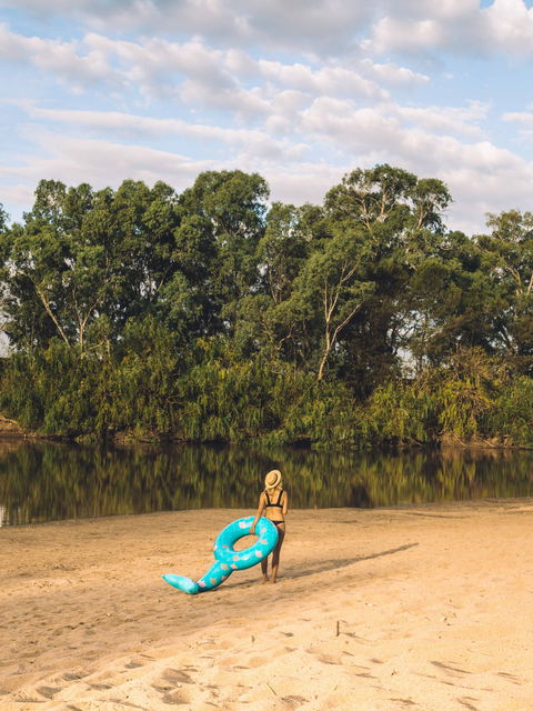 Riverside:  Wagga Beach - Accommodation Gold Coast 2