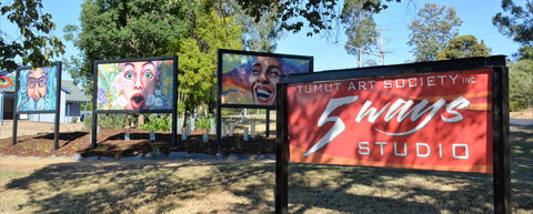 Tumut Art Society 5Ways Gallery - Accommodation Gold Coast 0