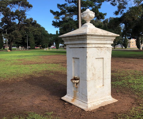 Bews Fountain, Kadina - 1 Gold Coast 0