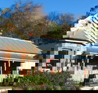 emprades vintage  design - Accommodation Gold Coast