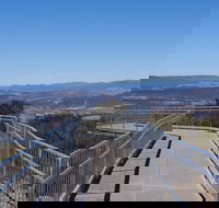 Hassans Walls Lookout - Accommodation Gold Coast