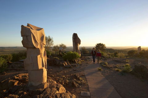 The Living Desert And Sculptures - Gold Coast 4U 2