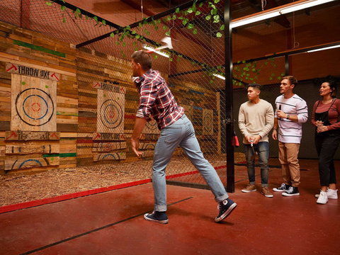 Throw Axe - Accommodation Gold Coast 0