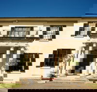 Wivenhoe House - Accommodation Gold Coast