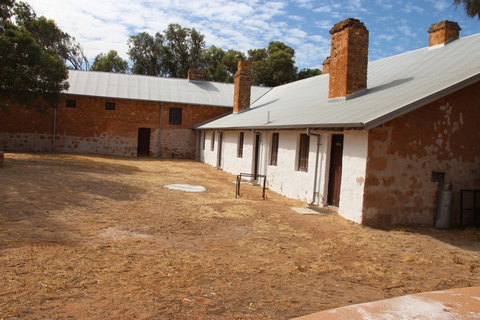 Central Greenough - 1 Gold Coast 1
