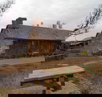 Early Settlers Hut - Accommodation Gold Coast