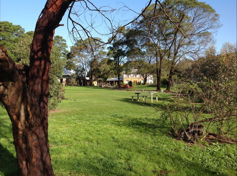 HIRL Hamilton Institute Of Rural Learning - Accommodation Gold Coast 2