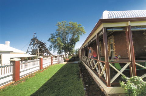 Hoover House - Accommodation Gold Coast 1