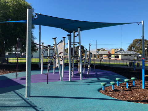 Lucindale - Accommodation Gold Coast 0