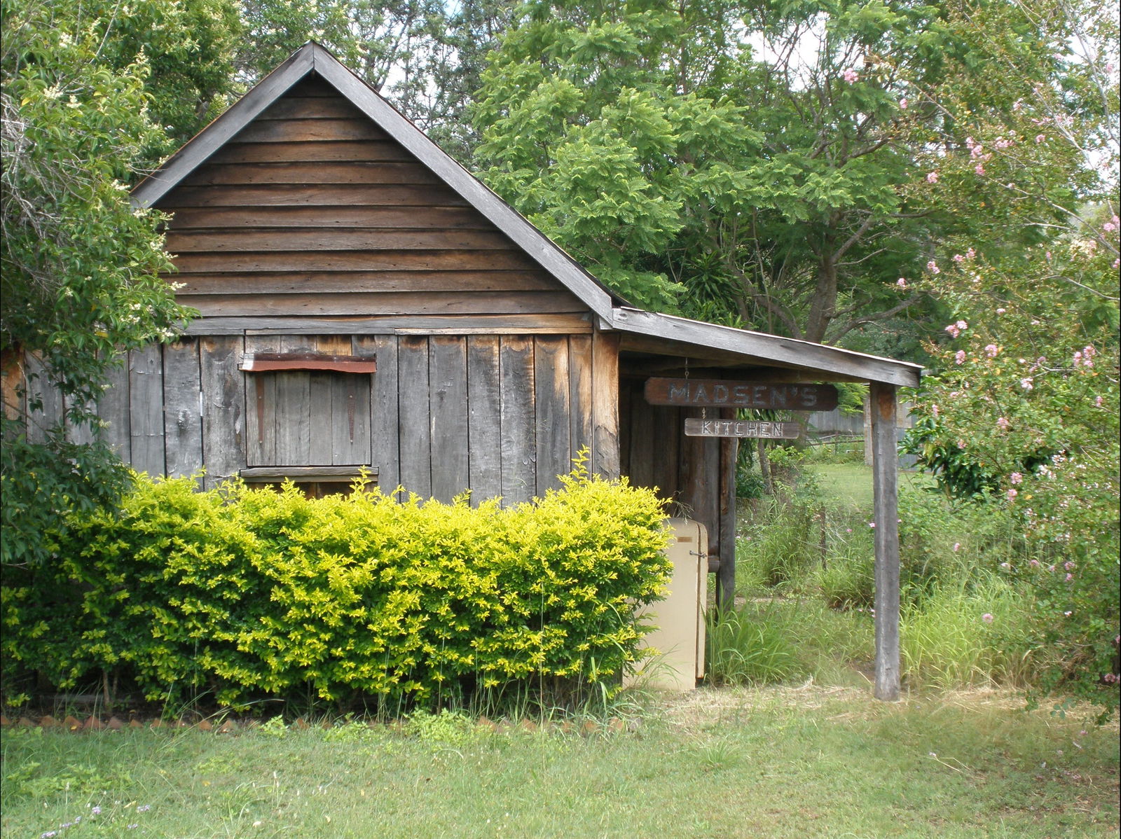 Mount Perry QLD 1 Gold Coast