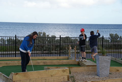 Port Vincent Putt Putt - Accommodation Gold Coast 0