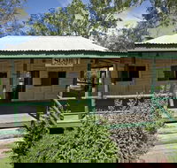 Lenroy Slab Hut - Accommodation Gold Coast
