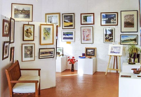 Lovett Gallery Cygnet - Accommodation Gold Coast 1