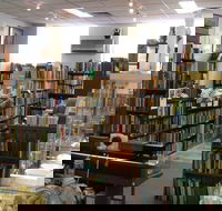 Mr Pickwicks Fine Old Books - Accommodation Gold Coast