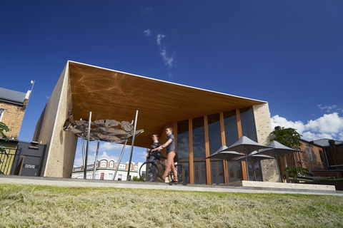 The Riverlink - Accommodation Gold Coast 0