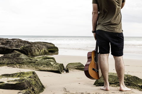 Apollo Bay Radio 87.6 FM - Gold Coast 4U 1