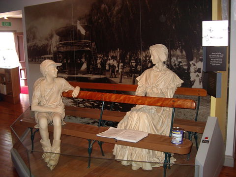 Golden City Paddle Steamer And Museum - Accommodation Gold Coast 2