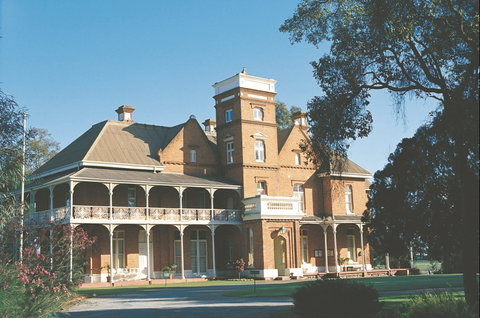 Guildford - Accommodation Gold Coast 1