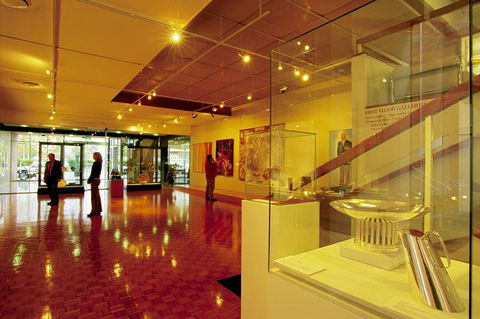 Hamilton - Accommodation Gold Coast 2