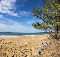Salonika Beach - Accommodation Gold Coast