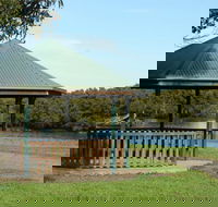 Scotts Point Way to Riverside Park trail - Accommodation Gold Coast