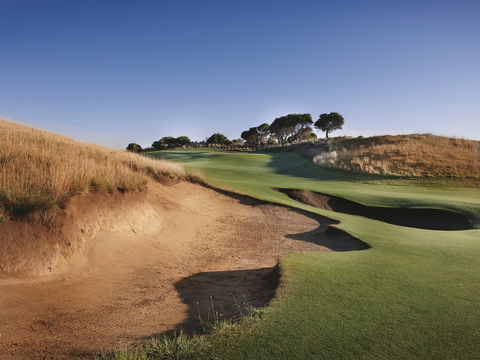 St Andrews Beach Golf Course - 1 Gold Coast 0