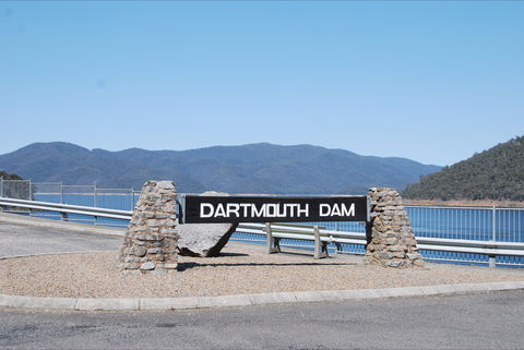 Dartmouth Dam Wall Picnic Area - Gold Coast 4U 0