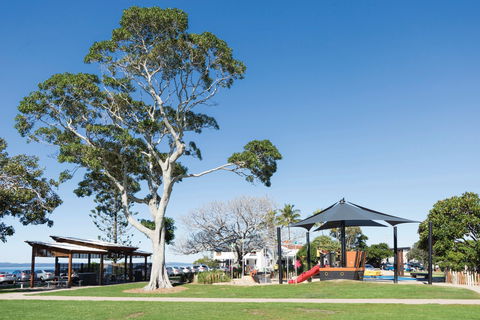 Eddie Santaguiliana Way - Accommodation Gold Coast 0
