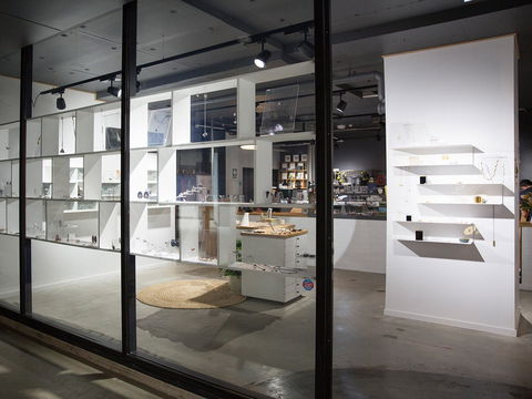 KIN Gallery - Accommodation Gold Coast 0