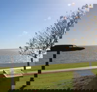 The Donald Campbell Obelisk - Accommodation Gold Coast