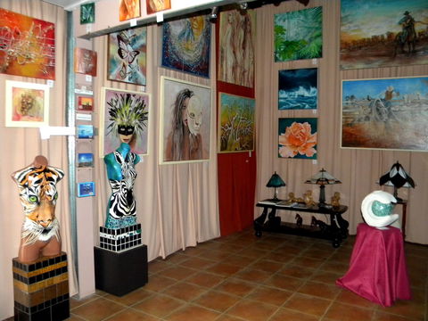Alpha31 Art Gallery And Sculpture Garden - Accommodation Gold Coast 2