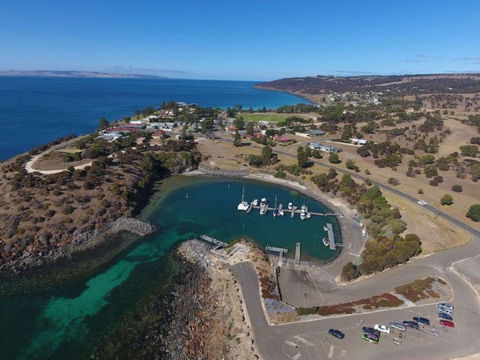 Christmas Cove - 1 Gold Coast 0