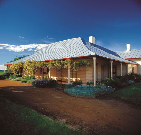 Cooma Cottage - Accommodation Gold Coast 0