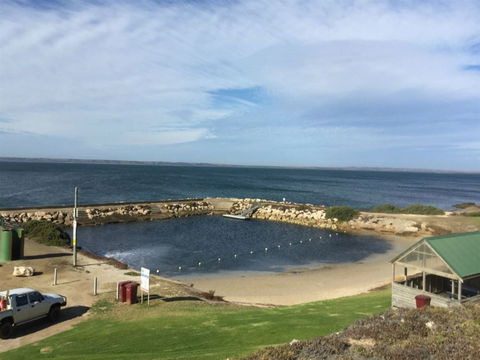 Kingscote Tidal Pool - 1 Gold Coast 0