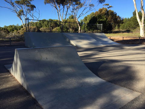 Moonta Skatepark - 1 Gold Coast 1