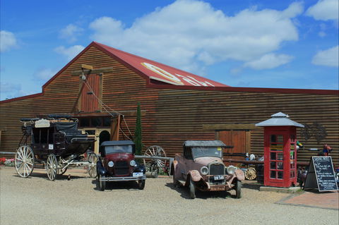 Oaklands Barn - Accommodation Gold Coast 0