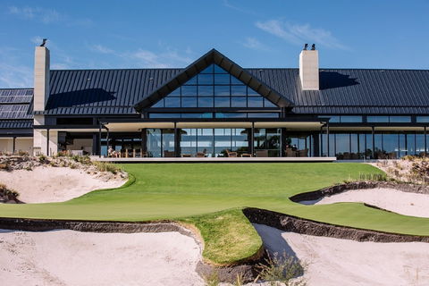 Peninsula Kingswood Country Golf Club - Accommodation Gold Coast 0