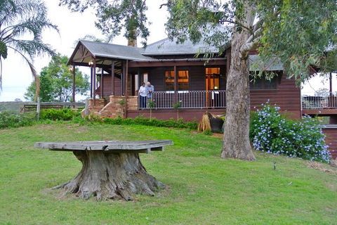 Six Hour - Plan Your Own Wine And Cheese Tour Hunter Valley - Accommodation Gold Coast 9