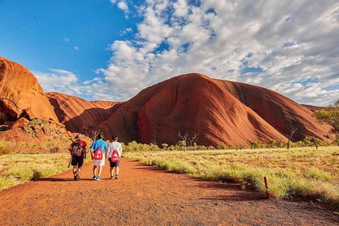 Explore Uluru: 7 Hours Guide Tour At Sunrise With Light Breakfast - Accommodation Gold Coast 3