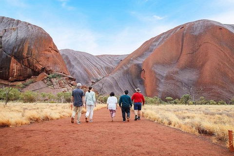 Explore Uluru: 7 Hours Guide Tour At Sunrise With Light Breakfast - Accommodation Gold Coast 0